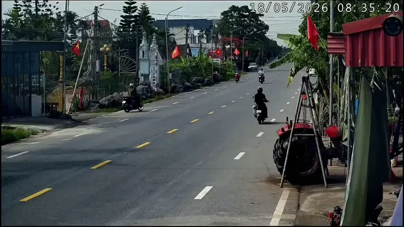 Người phụ nữ sang đường "như chốn không người" gây tai nạn nghiêm trọng Người phụ nữ sang đường "như chốn không người" gây tai nạn nghiêm trọng