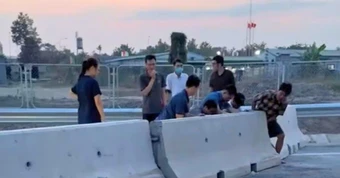 Nhiều tài xế cố 'xé rào' cao tốc Biên Hòa - Vũng Tàu khi chưa khai thác