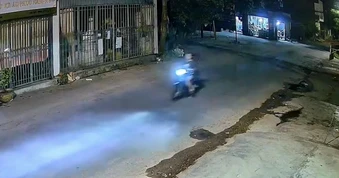 Nữ tài xế nghi gây tai nạn làm bé gái 4 tuổi gãy xương đùi rồi bỏ đi
