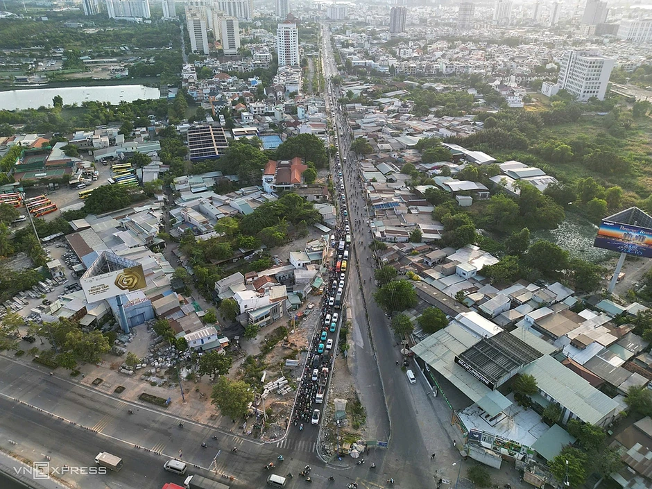 Nút giao An Phú trễ hẹn, cửa ngõ TP HCM ra sân bay Long Thành nguy cơ ùn tắc Nút giao An Phú trễ hẹn, cửa ngõ TP HCM ra sân bay Long Thành nguy cơ ùn tắc