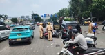 Ô tô tông nhiều xe máy đang dừng đèn đỏ