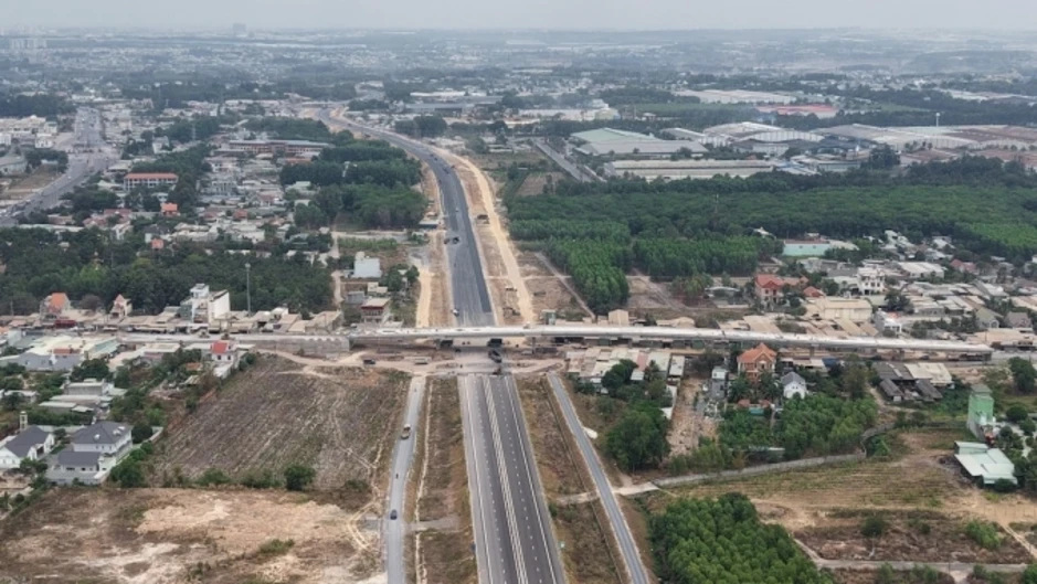Phân luồng hai cầu vượt khi thông xe cao tốc Biên Hòa - Vũng Tàu