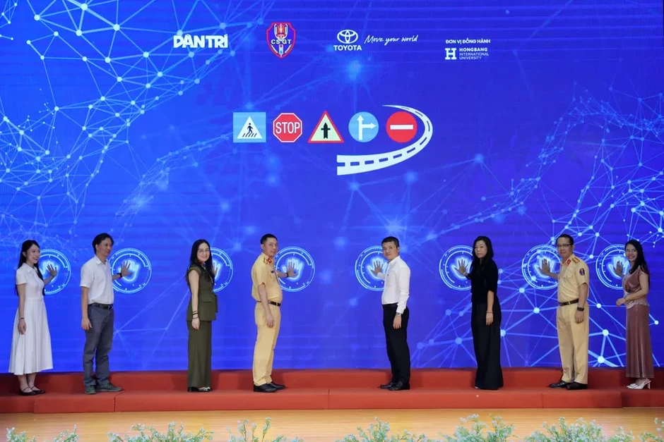 Phát động cuộc thi “Sáng kiến An toàn giao thông Việt Nam 2026” Phát động cuộc thi “Sáng kiến An toàn giao thông Việt Nam 2026”