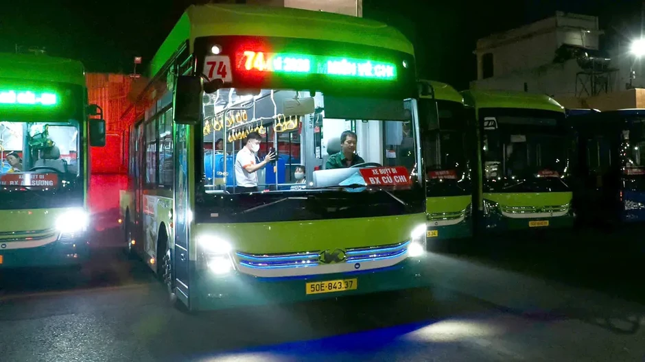 Phát triển xe buýt sau 22 giờ từ nhu cầu thực tế