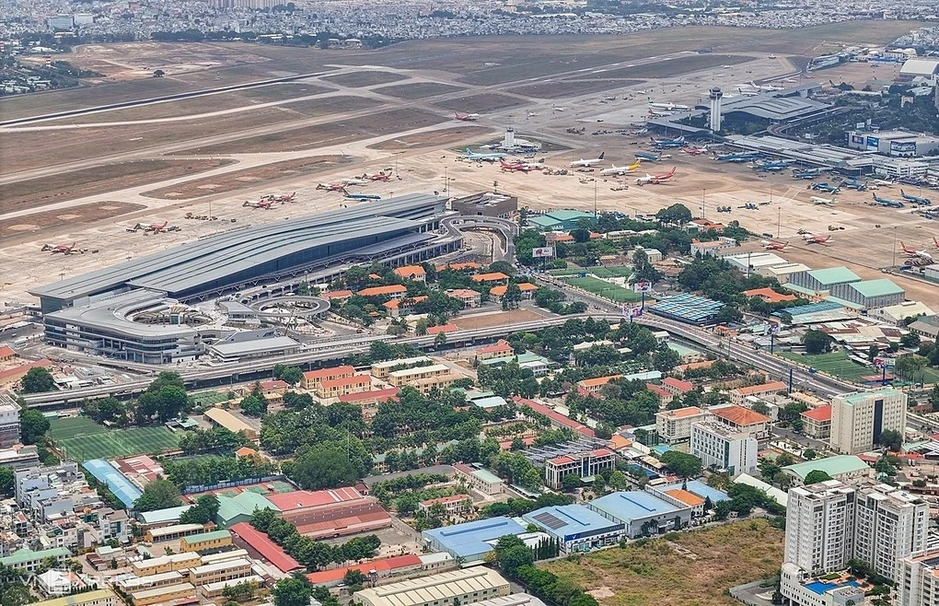 Phương án bố trí hai ga metro ngầm dưới sân bay Tân Sơn Nhất Phương án bố trí hai ga metro ngầm dưới sân bay Tân Sơn Nhất