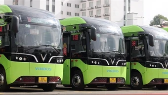 Phương tiện mới, vận hành thông minh, xe buýt vẫn chưa thể tạo đột phá