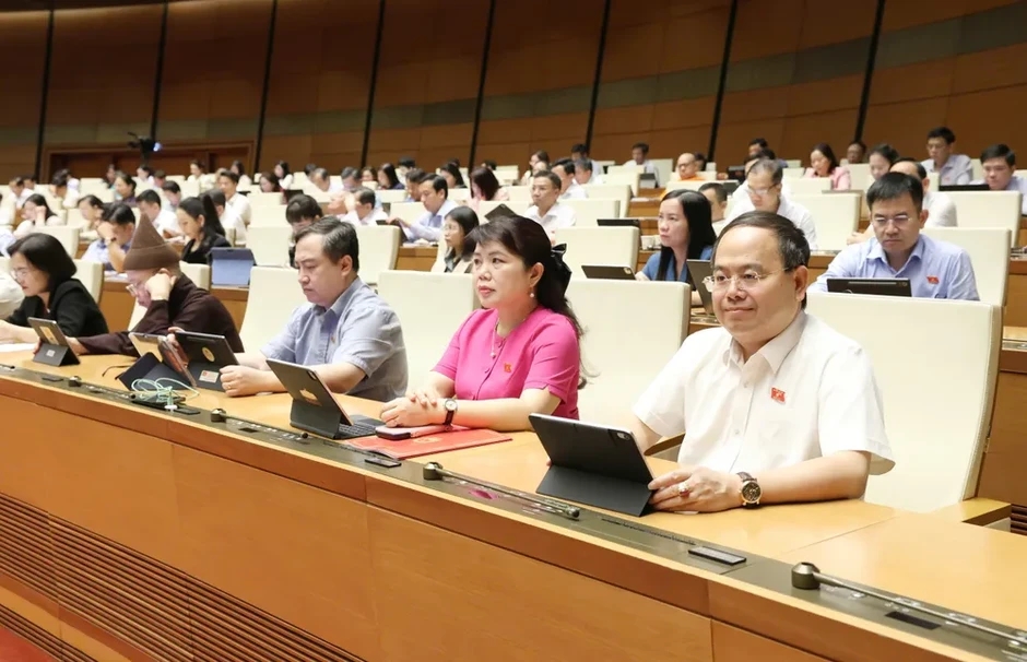 Quốc hội nghe Tờ trình và Báo cáo thẩm tra về chủ trương đầu tư Dự án đầu tư xây dựng đường Vành đai 5 - Vùng Thủ đô Hà Nội Quốc hội nghe Tờ trình và Báo cáo thẩm tra về chủ trương đầu tư Dự án đầu tư xây dựng đường Vành đai 5 - Vùng Thủ đô Hà Nội
