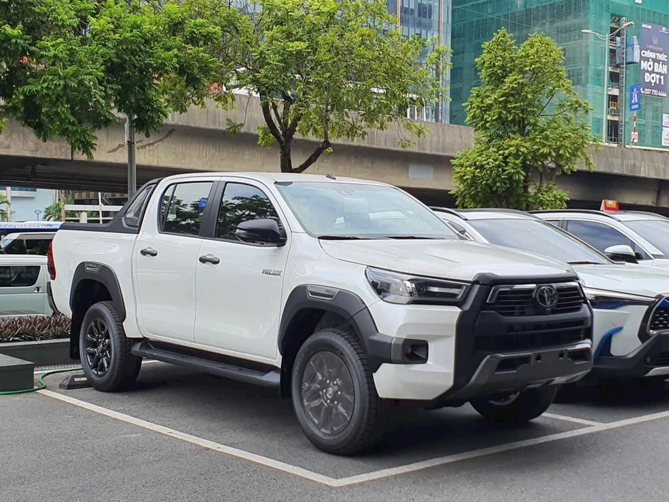 Rà soát biển báo để xe bán tải lưu thông như xe con Rà soát biển báo để xe bán tải lưu thông như xe con