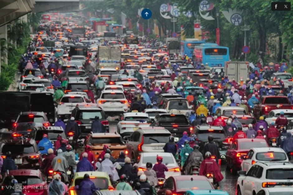 Rào chắn hơn 1,2 km đường Nguyễn Trãi để xây cống chống ngập Rào chắn hơn 1,2 km đường Nguyễn Trãi để xây cống chống ngập