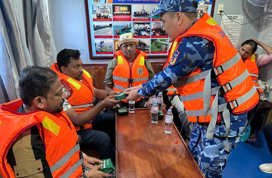 Sau vụ lật ca nô, đặc khu Phú Quốc đề nghị không lan truyền tin chưa kiểm chứng Sau vụ lật ca nô, đặc khu Phú Quốc đề nghị không lan truyền tin chưa kiểm chứng