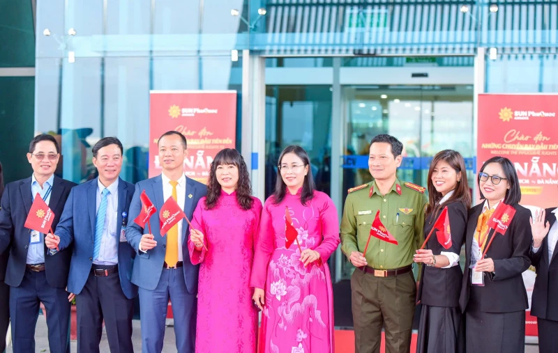 Siết chặt an ninh cửa ngõ hàng không Đà Nẵng, không để tội phạm có... “đất sống” Siết chặt an ninh cửa ngõ hàng không Đà Nẵng, không để tội phạm có... “đất sống”