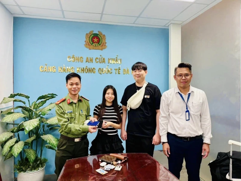 Siết chặt an ninh cửa ngõ hàng không Đà Nẵng, không để tội phạm có... “đất sống” Siết chặt an ninh cửa ngõ hàng không Đà Nẵng, không để tội phạm có... “đất sống”