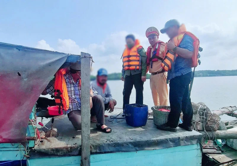 Siết chặt an toàn giao thông đường thủy trên địa bàn Đồng Nai