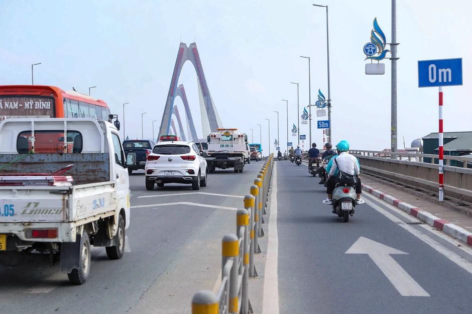 Số vụ tai nạn trên cầu Thanh Trì giảm đáng kể từ khi tổ chức lại giao thông Số vụ tai nạn trên cầu Thanh Trì giảm đáng kể từ khi tổ chức lại giao thông