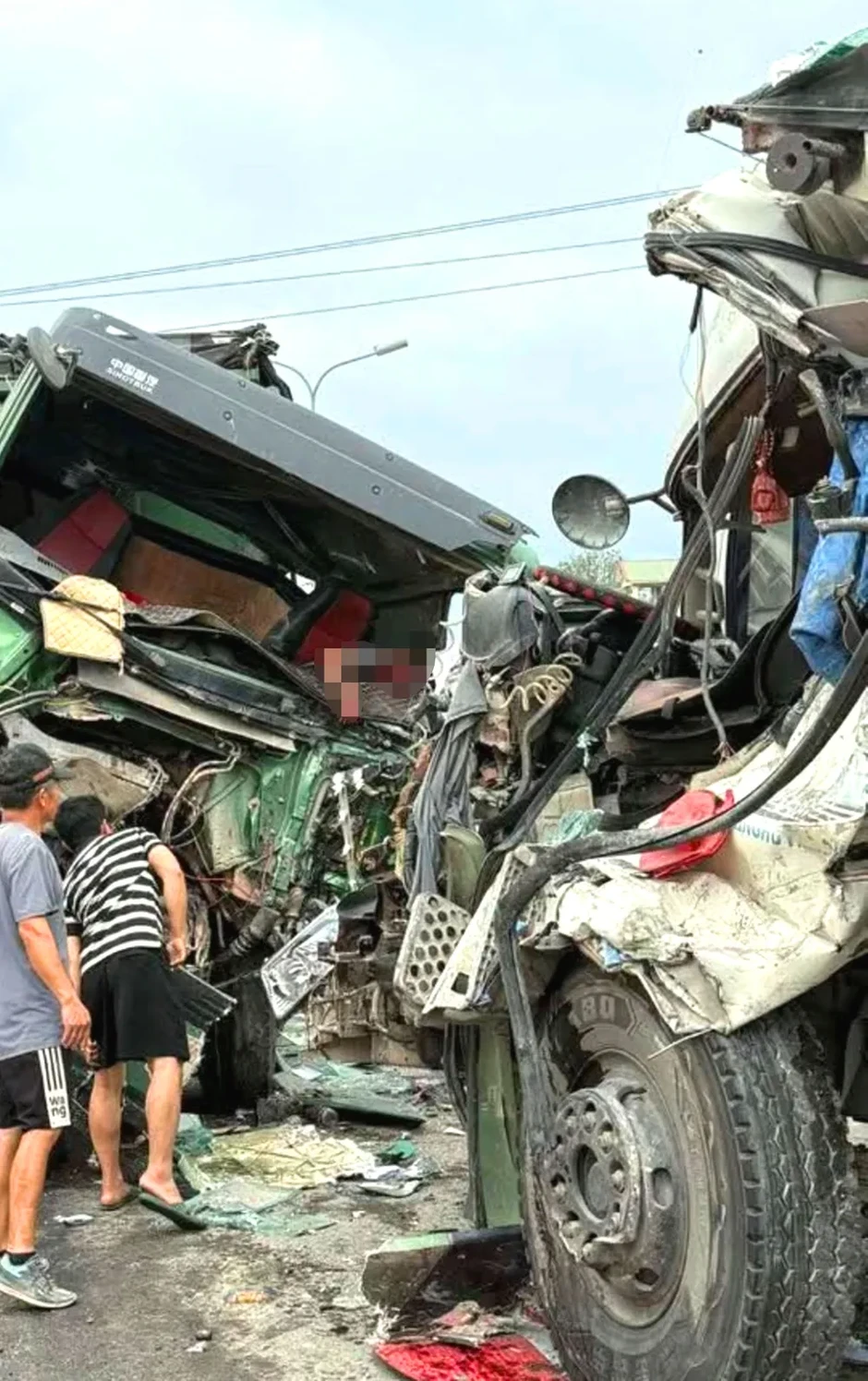 Tai nạn giữa 3 ô tô trên quốc lộ 1A, một người tử vong Tai nạn giữa 3 ô tô trên quốc lộ 1A, một người tử vong
