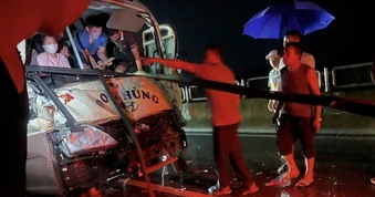 Tai nạn liên hoàn trên cao tốc Tuyên Quang - Phú Thọ, nhiều người bị thương