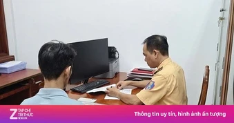 Tài xế ôtô nhận 'cái kết đắng' khi cố vượt rào chắn đường sắt