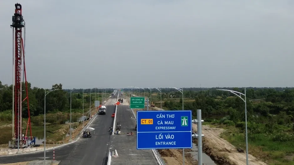Tạm dừng khai thác tuyến cao tốc Hậu Giang - Cà Mau từ 13 giờ ngày 16-3 Tạm dừng khai thác tuyến cao tốc Hậu Giang - Cà Mau từ 13 giờ ngày 16-3