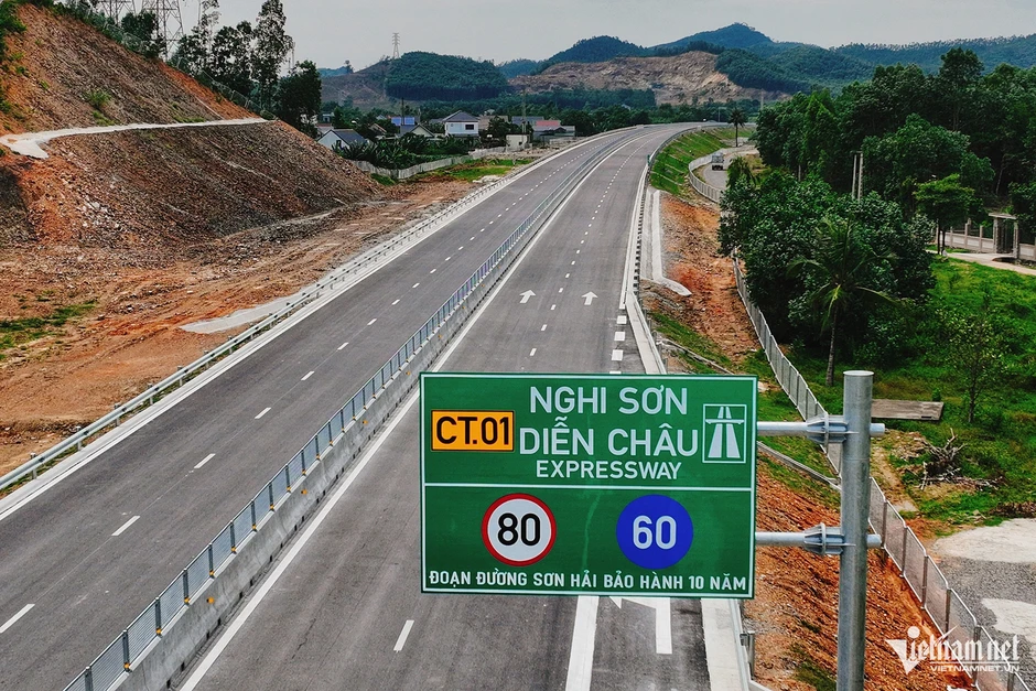 Tập đoàn Sơn Hải đề xuất bảo hành đường 10 năm, Bộ Xây dựng nói gì? Tập đoàn Sơn Hải đề xuất bảo hành đường 10 năm, Bộ Xây dựng nói gì?