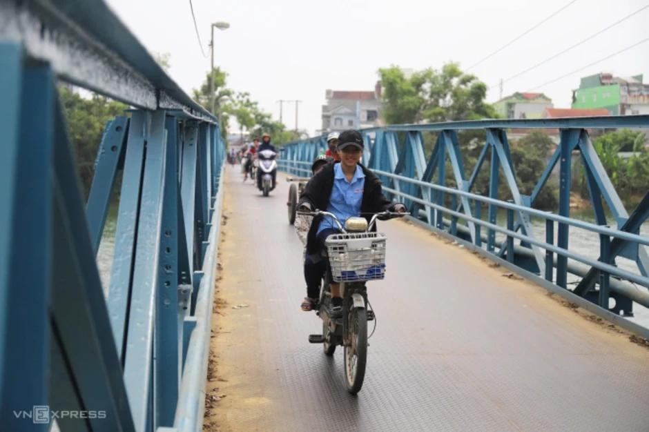 Thi tuyển thiết kế cầu 2.200 tỷ đồng bắc qua sông Hương - Báo TinVina Thi tuyển thiết kế cầu 2.200 tỷ đồng bắc qua sông Hương - Báo TinVina