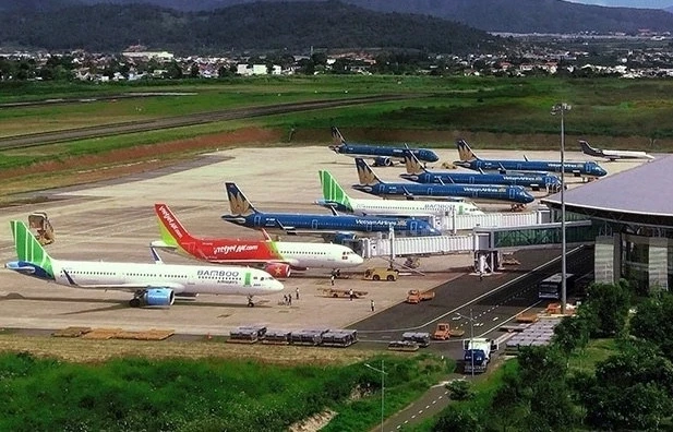 Thiếu nhiên liệu bay, nhiều đường bay tạm dừng từ tháng 4 Thiếu nhiên liệu bay, nhiều đường bay tạm dừng từ tháng 4