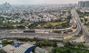 Thông xe cầu ở nút giao 3 tầng lớn nhất TP HCM