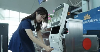 Thử nghiệm hệ thống làm thủ tục và gửi hành lý tự động cho chuyến bay quốc tế từ Nội Bài