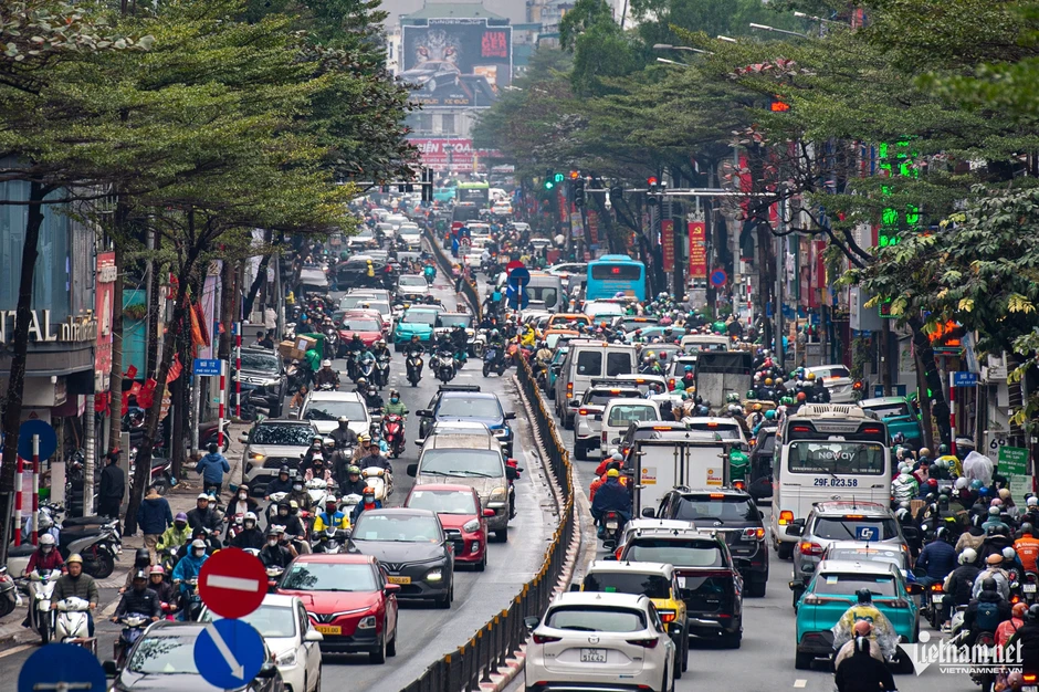Thu phí ô tô, xe máy vào nội đô Hà Nội: 'Không để tạo cảm giác bất bình đẳng' Thu phí ô tô, xe máy vào nội đô Hà Nội: 'Không để tạo cảm giác bất bình đẳng'