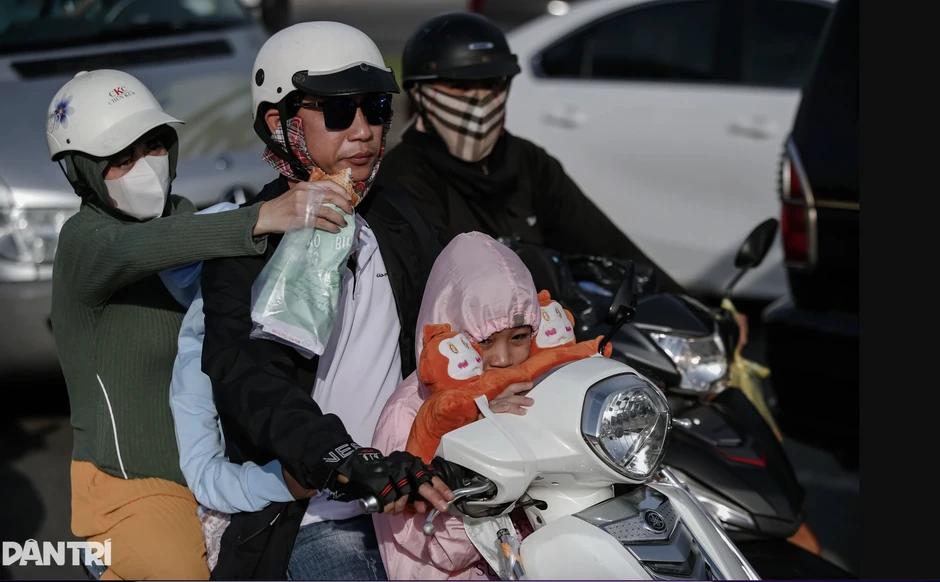 Thủ tướng ra công điện bảo đảm an toàn giao thông dịp nghỉ lễ 30/4-1/5 Thủ tướng ra công điện bảo đảm an toàn giao thông dịp nghỉ lễ 30/4-1/5