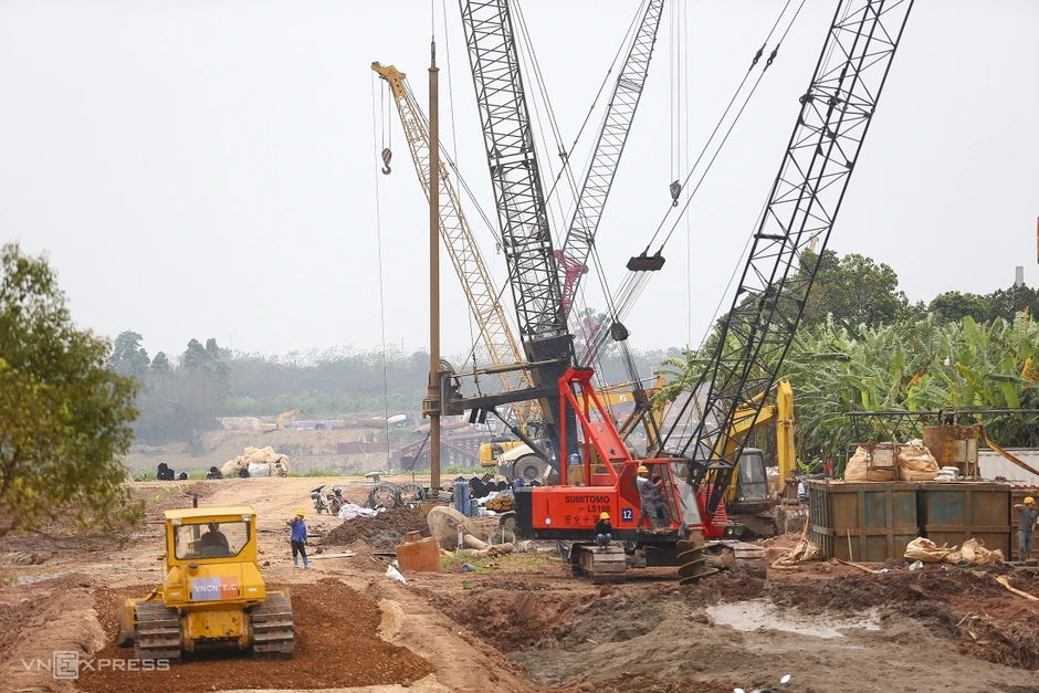 Tiến độ bảy cầu mới bắc qua s&ocirc;ng Hồng