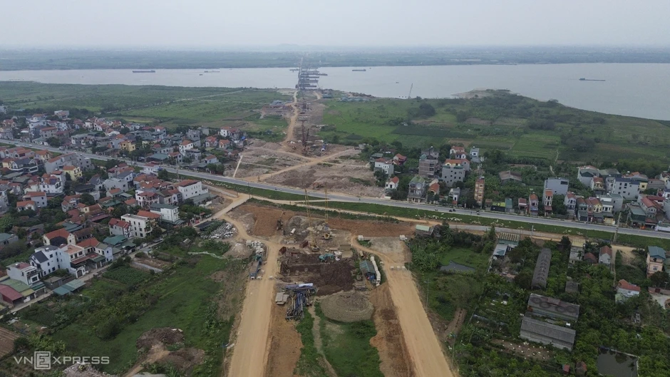 Tiến độ bảy cầu mới bắc qua s&ocirc;ng Hồng