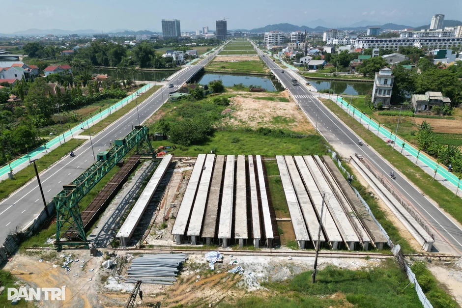 Tìm đơn vị thay thế nhà thầu bị phạt 1,5 tỷ đồng tại dự án "rùa bò" Tìm đơn vị thay thế nhà thầu bị phạt 1,5 tỷ đồng tại dự án "rùa bò"