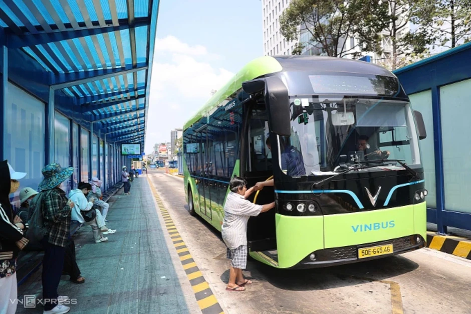 TP HCM dự kiến miễn vé xe buýt cho toàn dân từ tháng 5 TP HCM dự kiến miễn vé xe buýt cho toàn dân từ tháng 5
