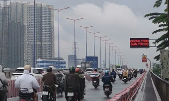 TP HCM gắn loa tự động cảnh báo trơn trượt trên cầu Sài Gòn