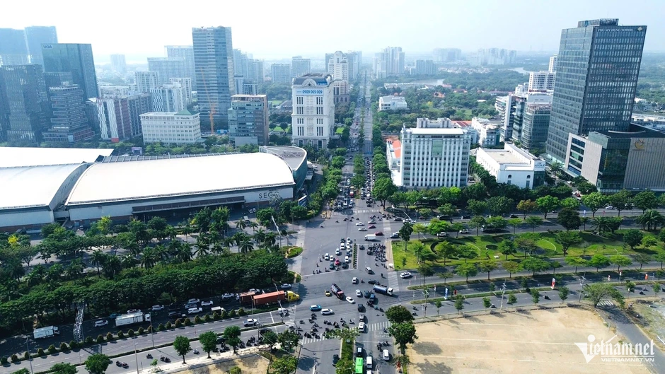 TPHCM: Đại lộ lớn nhất phía Nam được đề xuất làm đường trên cao 6 làn xe TPHCM: Đại lộ lớn nhất phía Nam được đề xuất làm đường trên cao 6 làn xe