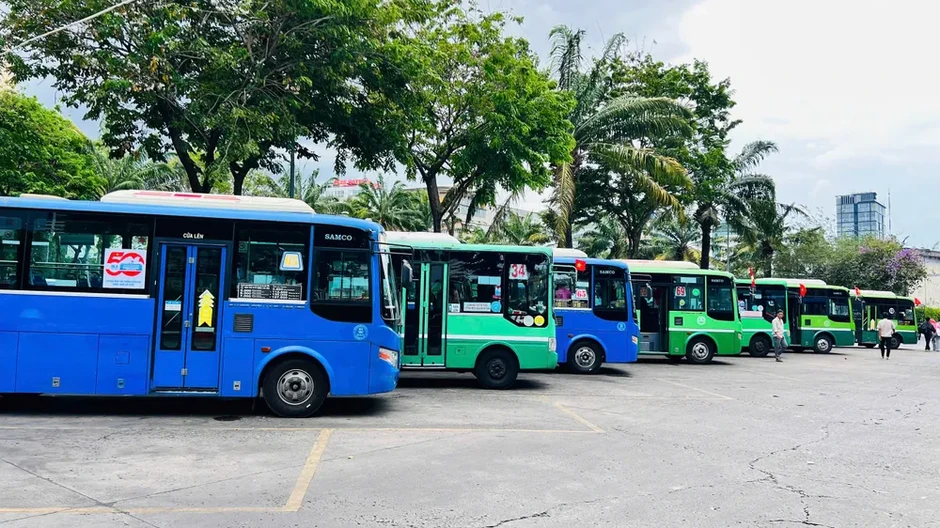 TPHCM thí điểm không in vé giấy 16 tuyến xe buýt TPHCM thí điểm không in vé giấy 16 tuyến xe buýt