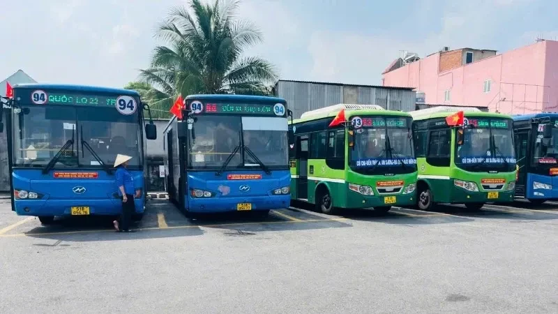 TPHCM thí điểm không in vé giấy 16 tuyến xe buýt TPHCM thí điểm không in vé giấy 16 tuyến xe buýt