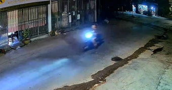 Truy tìm nữ tài xế xe máy tông bé 4 tuổi gãy xương đùi rồi bỏ trốn