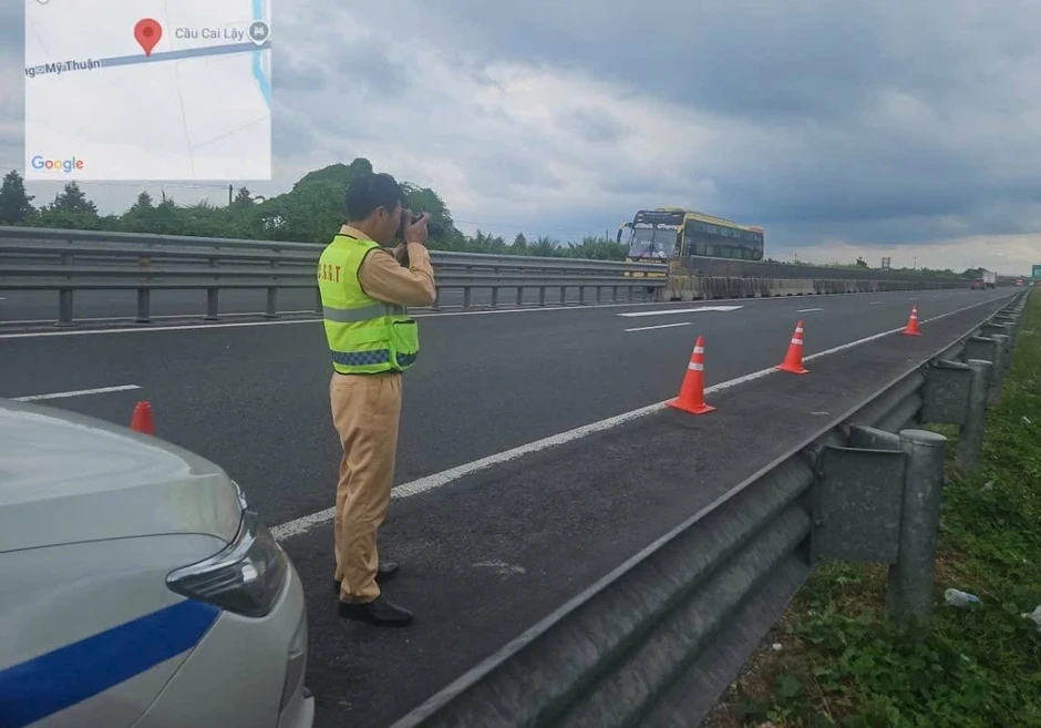 Vi phạm nguyên tắc an toàn cơ bản trên cao tốc, mức phạt 22 triệu đồng Vi phạm nguyên tắc an toàn cơ bản trên cao tốc, mức phạt 22 triệu đồng