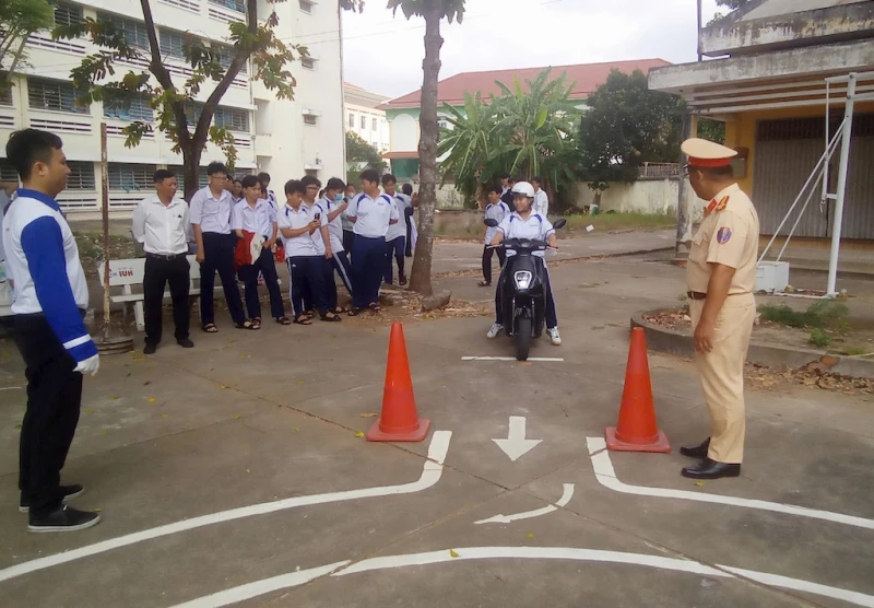 Vĩnh Long tăng cường xử lý vi phạm xe đạp điện “độ, chế” Vĩnh Long tăng cường xử lý vi phạm xe đạp điện “độ, chế”