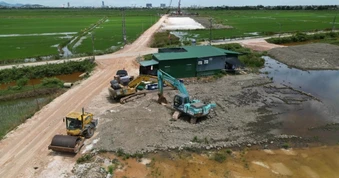 Vụ đường nối sân bay chìm giữa ruộng nước: Chấn chỉnh các nhà thầu