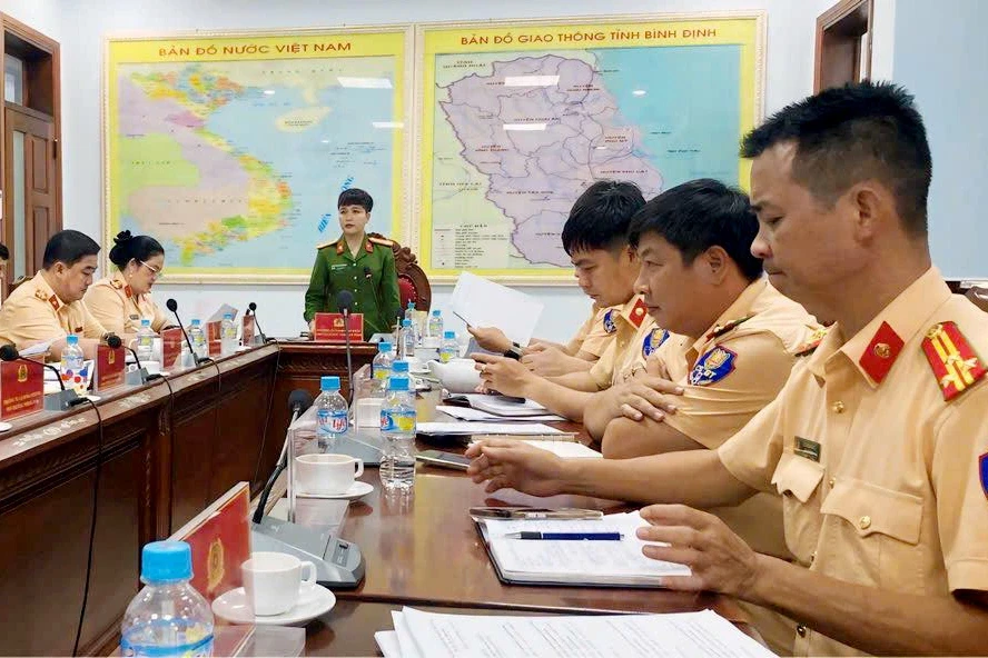 Vụ lật xe khách trên đèo làm 3 người tử vong: Tạm giữ tài xế