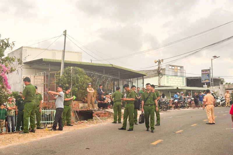 Vụ lật xe xuống vực ở Lâm Đồng: Xe ô tô kiểm định lần 2 trong ngày mới đạt Vụ lật xe xuống vực ở Lâm Đồng: Xe ô tô kiểm định lần 2 trong ngày mới đạt