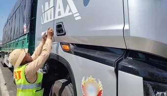 Xử phạt 104 triệu đồng xe 3 không lưu thông trên cao tốc