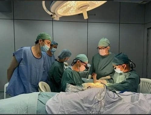 Cấp cứu người đàn ông bị tai nạn giao thông rớt tinh hoàn Cấp cứu người đàn ông bị tai nạn giao thông rớt tinh hoàn