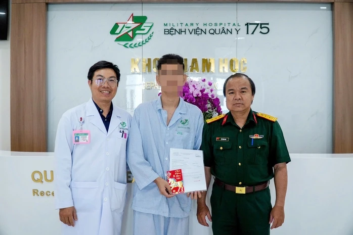 Đau âm ỉ rồi diễn tiến nhanh, nam sinh viên suýt mất tinh hoàn Đau âm ỉ rồi diễn tiến nhanh, nam sinh viên suýt mất tinh hoàn