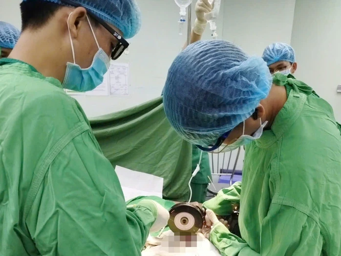 Người đàn ông ở An Giang gặp nạn vì “nâng cấp” dương vật, bác sĩ chỉ ra những nguy cơ Người đàn ông ở An Giang gặp nạn vì “nâng cấp” dương vật, bác sĩ chỉ ra những nguy cơ