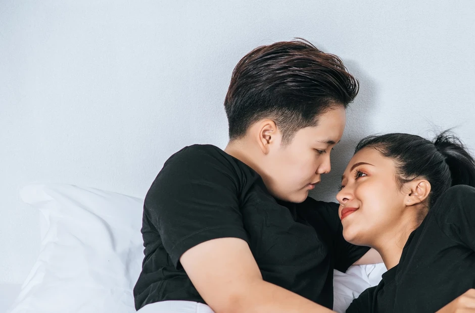 Nguy cơ cặp đôi cần biết khi 'yêu cửa sau' Nguy cơ cặp đôi cần biết khi 'yêu cửa sau'