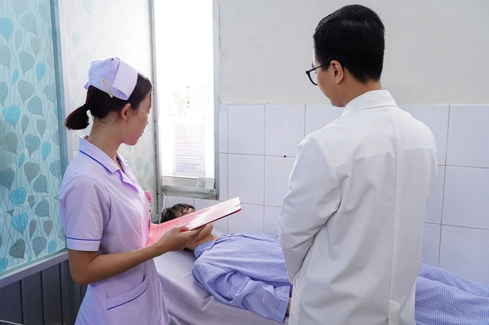 Nhiều nam giới mắc chứng "trên bảo dưới không nghe" săn tìm thuốc trên mạng Nhiều nam giới mắc chứng "trên bảo dưới không nghe" săn tìm thuốc trên mạng