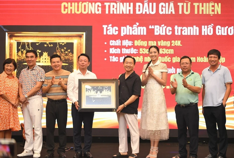 Đêm gala Giải Tiền Phong Golf Championship - Non sông một dải lần 2 gây quỹ hơn 279 triệu cho hoạt động an sinh Đêm gala Giải Tiền Phong Golf Championship - Non sông một dải lần 2 gây quỹ hơn 279 triệu cho hoạt động an sinh